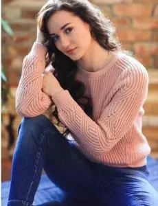 Elite escort service in Sankeshwara for home and hotel visits